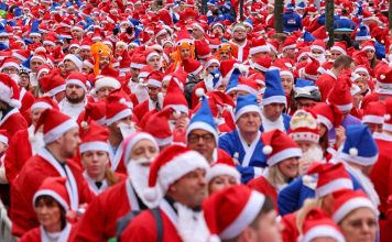 11 тисяч Санта Клаусів пробігли у Ліверпулі – це найбільший святковий забіг Європи цього року